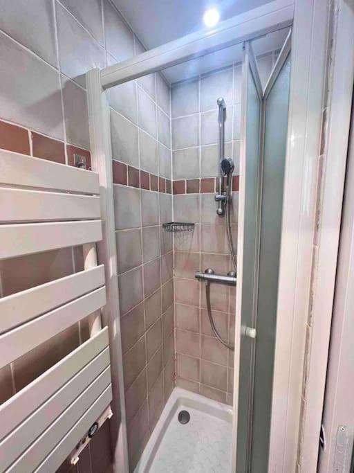 Super Appartement T2 Proche De Tour Eiffel Париж Екстериор снимка