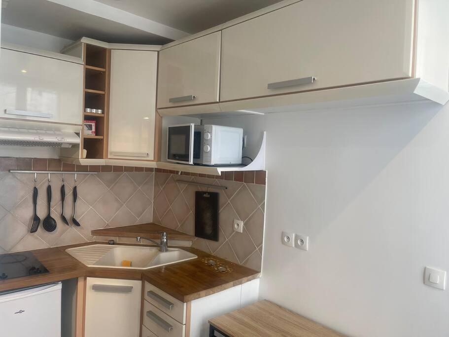 Super Appartement T2 Proche De Tour Eiffel Париж Екстериор снимка